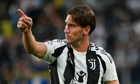 Arsenal vừa có lý do để tất tay với Vlahovic