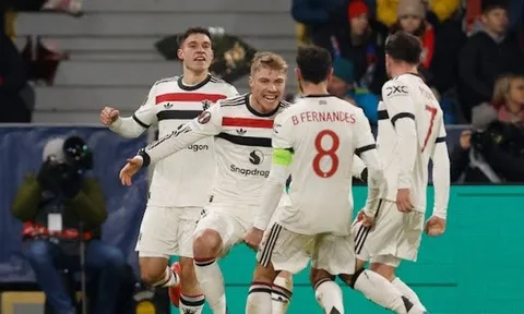 Hojlund nổ cú đúp, Man United ngược dòng kịch tính ở Europa League