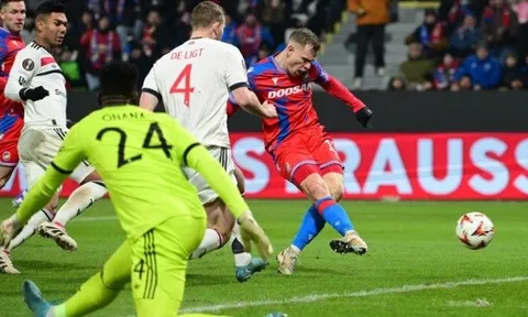 Onana mắc lỗi, De Ligt bất ngờ bị chỉ trích và đáng trách