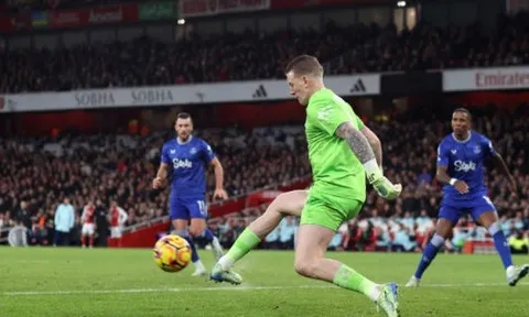 5 điểm nhấn Arsenal 0-0 Everton: Pháo thủ chào thua Jordan Pickford; Lỡ cơ hội vàng bám đuổi Liverpool