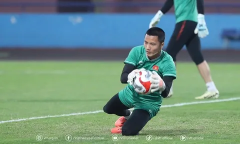Các thủ môn thi nhau mắc sai lầm tại ASEAN Cup 2024