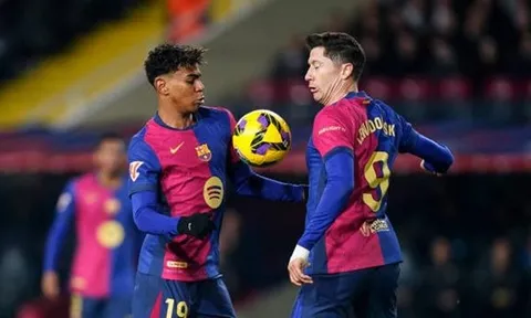 Barcelona thua sốc trên sân nhà, đối diện nguy cơ mất ngôi đầu La Liga