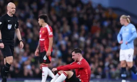 Amorim tiết lộ tình trạng đáng lo của Mason Mount, phản ứng với thái độ khó chịu của Garnacho