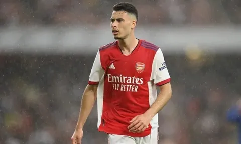 "Arsenal phải xếp lại đội hình ở vị trí Martinelli"