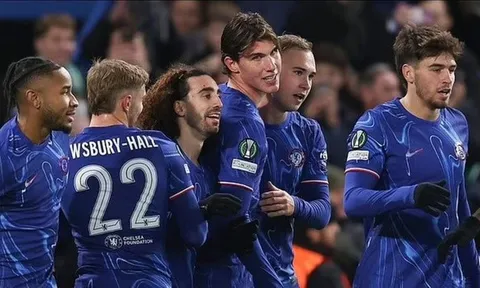 Chelsea quá đáng sợ