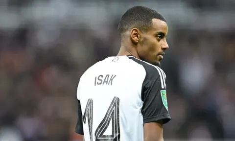 Arsenal được khuyên mua sao Premier League giá 100 triệu bảng