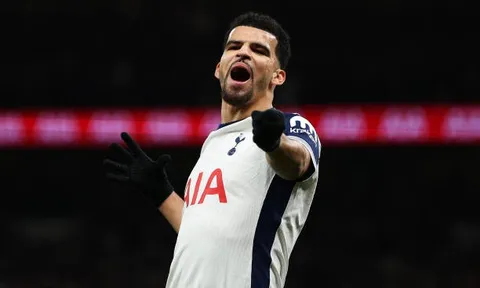 Dominic Solanke - Khẳng định giá trị và ngáng đường Liverpool