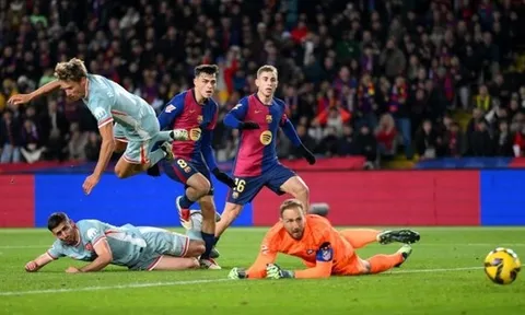 Nửa mùa giải đầy chông gai của Barcelona