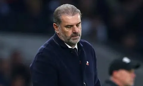 Ngây thơ trước Liverpool, Postecoglou chỉ còn một cứu cánh