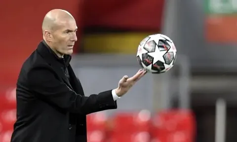 Rời Real gần 4 năm, vì sao Zidane từ chối mọi đề nghị?