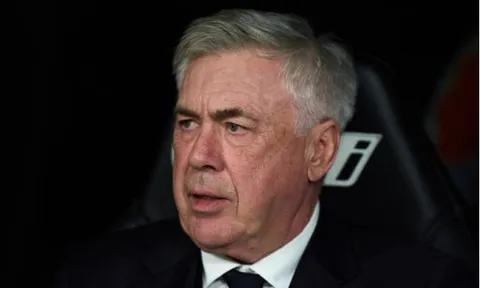 Ancelotti không tin tưởng 2 cầu thủ Real