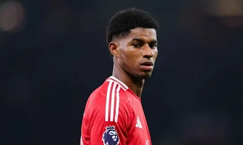 Chuyển nhượng sáng 26/12: Chelsea nhắm thủ môn Dortmund, Fenerbahce muốn giải cứu Rashford