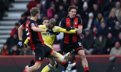Bournemouth khiến Man City chôn chân ở vị trí thứ 7 sau trận hòa kịch tính