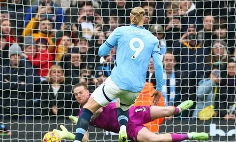 Haaland sút hỏng phạt đền, Man City có trận thứ 5 liên tiếp mất điểm