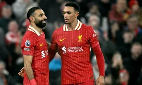 Arne Slot chưa hoàn toàn hài lòng về Alexander-Arnold