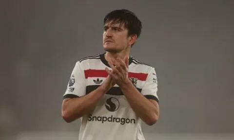M.U thua đau, Maguire "cay cú" Wolves