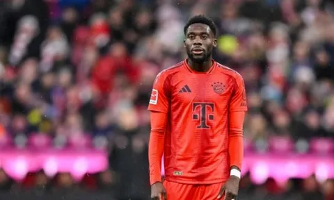 Tại sao Bayern tin tưởng sẽ đánh bại Real trên bàn đàm phán ở thương vụ Alphonso Davies?