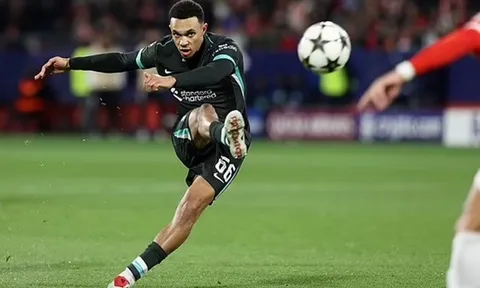 Sự bất công cho Alexander-Arnold mở đường cho Real Madrid