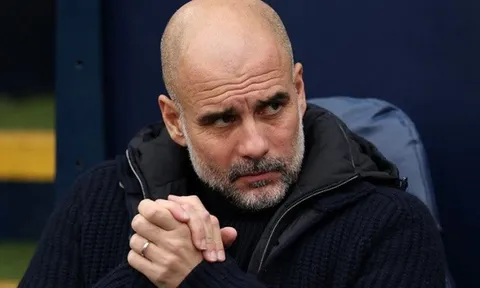 Guardiola: 'Thua MU đau quá, hủy hoại mùa giải của Man City'