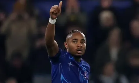NÓNG! Quyết định của Chelsea dành cho Nkunku