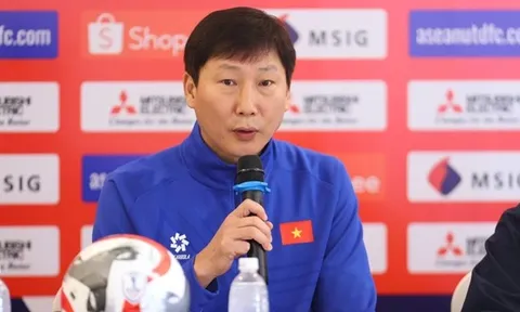 Ông Kim Sang-sik và căn bệnh "sợ" người Thái