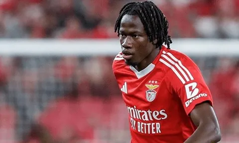 Benfica cắt hợp đồng, trả hậu vệ cho Man City