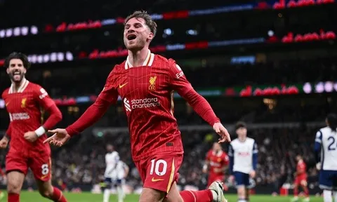 8 trận, 4 đấu trường, 1 tháng: Đâu là những trận mà Liverpool cần ưu tiên?