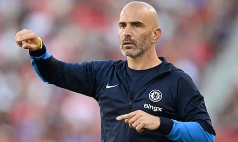 Chelsea mở màn chuyển nhượng: Stutter và Slonina trở lại Cobham