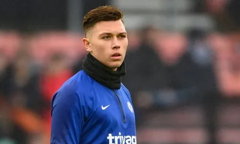 Ngôi sao của Chelsea phá vỡ sự im lặng sau khi hoàn tất vụ chuyển nhượng bất ngờ