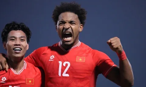 Xuân Son suýt có hat-trick, Việt Nam thắng nghẹt thở Thái Lan