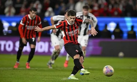 Ngược dòng trong 4 phút, Milan hẹn Inter ở chung kết Siêu cúp Ý