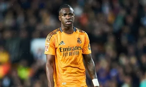 Vinicius vẫn có thể thi đấu ở Copa del Rey dù nhận thẻ đỏ