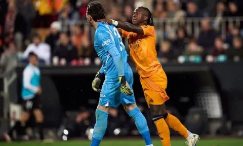 Vinicius lên tiếng sau thẻ đỏ trong chiến thắng của Real Madrid trước Valencia