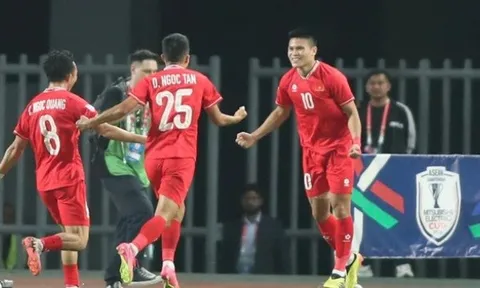 5 điểm nhấn Thái Lan 2-3 Việt Nam: Bàn thắng thiếu fairplay; Bước ngoặt thẻ đỏ