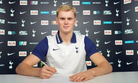 CHÍNH THỨC! Tottenham công bố tân binh đầu tiên ở phiên chợ Đông
