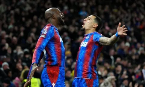 Fan Chelsea e ngại ngôi sao Palace