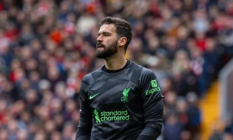 Hòa Man United, Liverpool thấy nhân tố đáng lo nơi hàng thủ