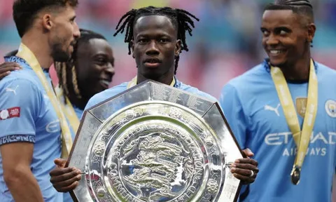Sao trẻ lần thứ 6 chia tay Man City