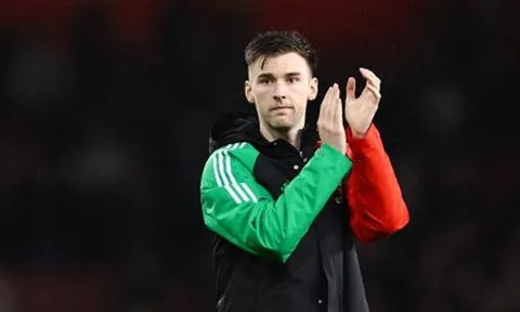 West Ham bất ngờ để mắt đến "người thừa" Arsenal