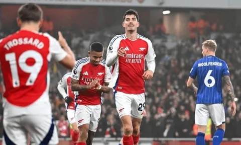 Đội hình Arsenal đấu Newcastle: Siêu hàng công