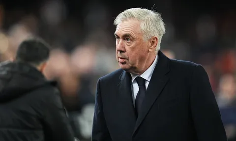 Gạch tên khỏi đội hình, Ancelotti xác nhận ngôi sao có thể rởi Real