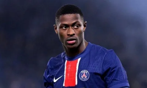 Chelsea cân nhắc chiêu mộ hậu vệ PSG trong tháng này