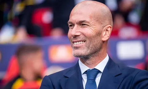 Tại sao Zidane là ứng viên sáng giá nhất để thay Deschamps?
