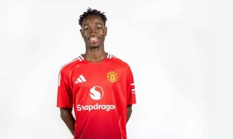MU có kế hoạch phát triển dài hạn với Sekou Kone