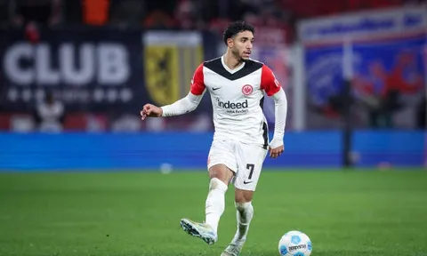 Omar Marmoush gật đầu với Man City, Frankfurt chốt giá khủng