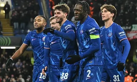 "Cucurella đã tạo ra ảnh hưởng ngay lập tức sau khi vào sân"