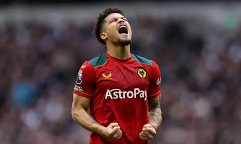Liverpool thực hiện động thái đầu tiên cho ngôi sao 15 triệu bảng