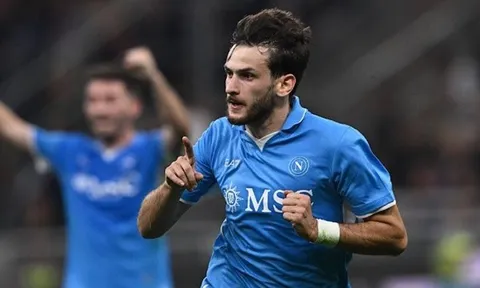 PSG và Napoli đạt thỏa thuận miệng về Kvaratskhelia, giá 75 triệu euro
