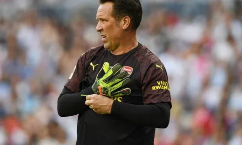 Gặp MU, tại sao David Seaman lo lắng cho Arsenal?