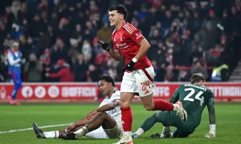 Thắng trận thứ 7, Nottingham hiên ngang bước tiếp tại FA Cup